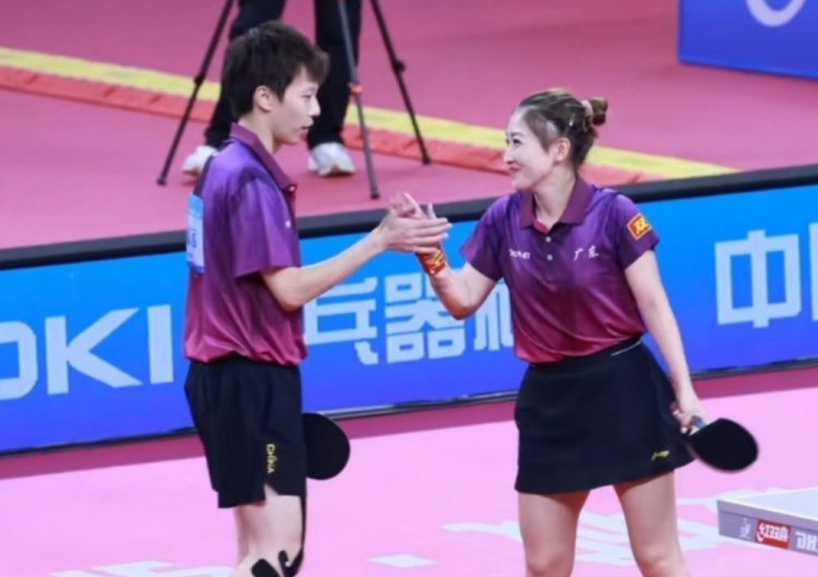 全国乒乓球锦标赛混双决赛:林高远/刘诗雯4-2赵钊彦/孙铭阳夺冠