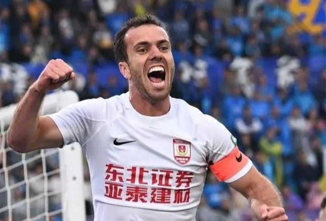 媒体人：国安确实在谈塞尔吉尼奥 但尚未板上钉钉